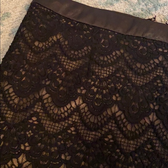 Guess black skirt - Picture 2 of 4